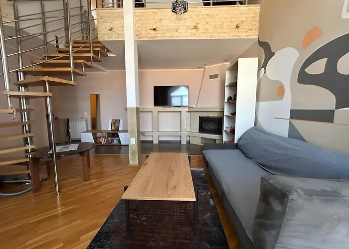 Loft On Of Bohemian Quarter *